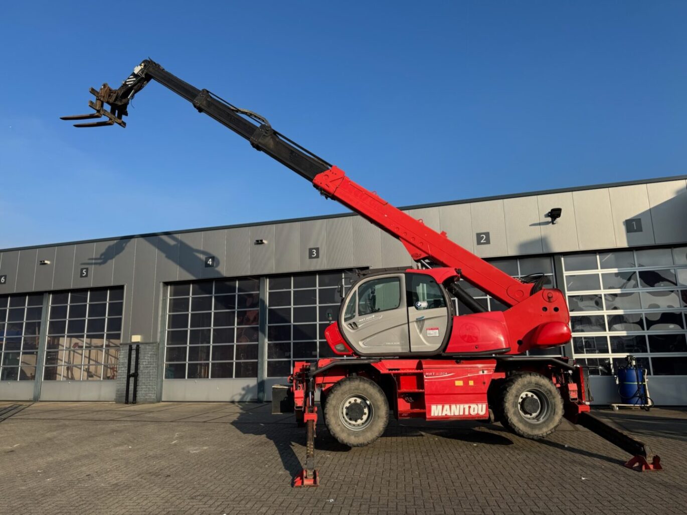 D9E53A7E 4299 4D12 B15D 5BDA9F1F1DCE